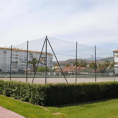 Piscina Y Playa En Laguna Torrox Malaga