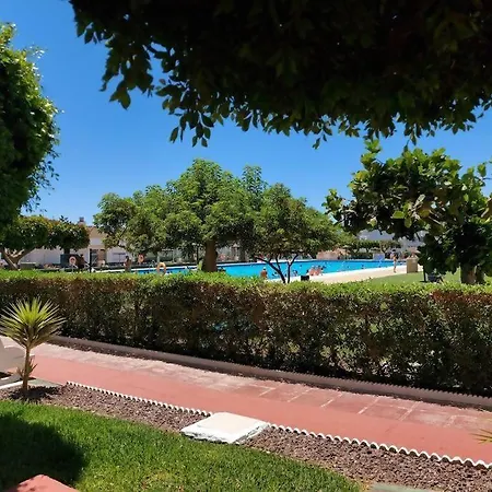 Piscina Y Playa En Laguna Torrox Apartment